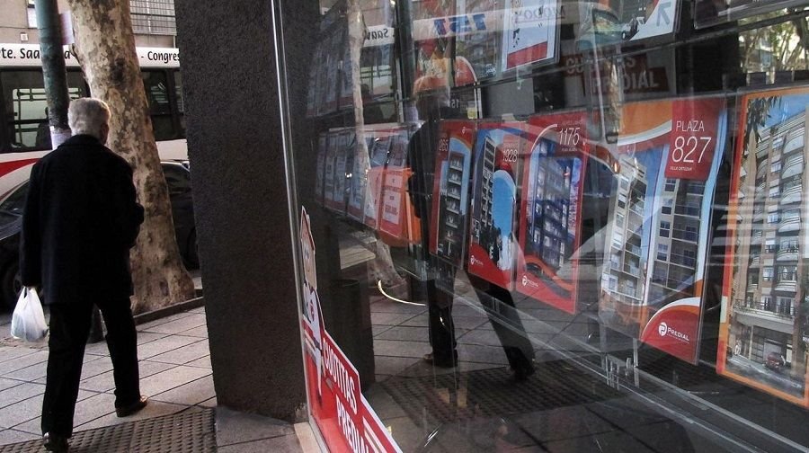 El 45% de un salario se destina al pago del alquiler